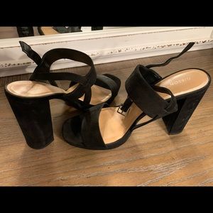 Gibson Latimer Heels. Size 10.